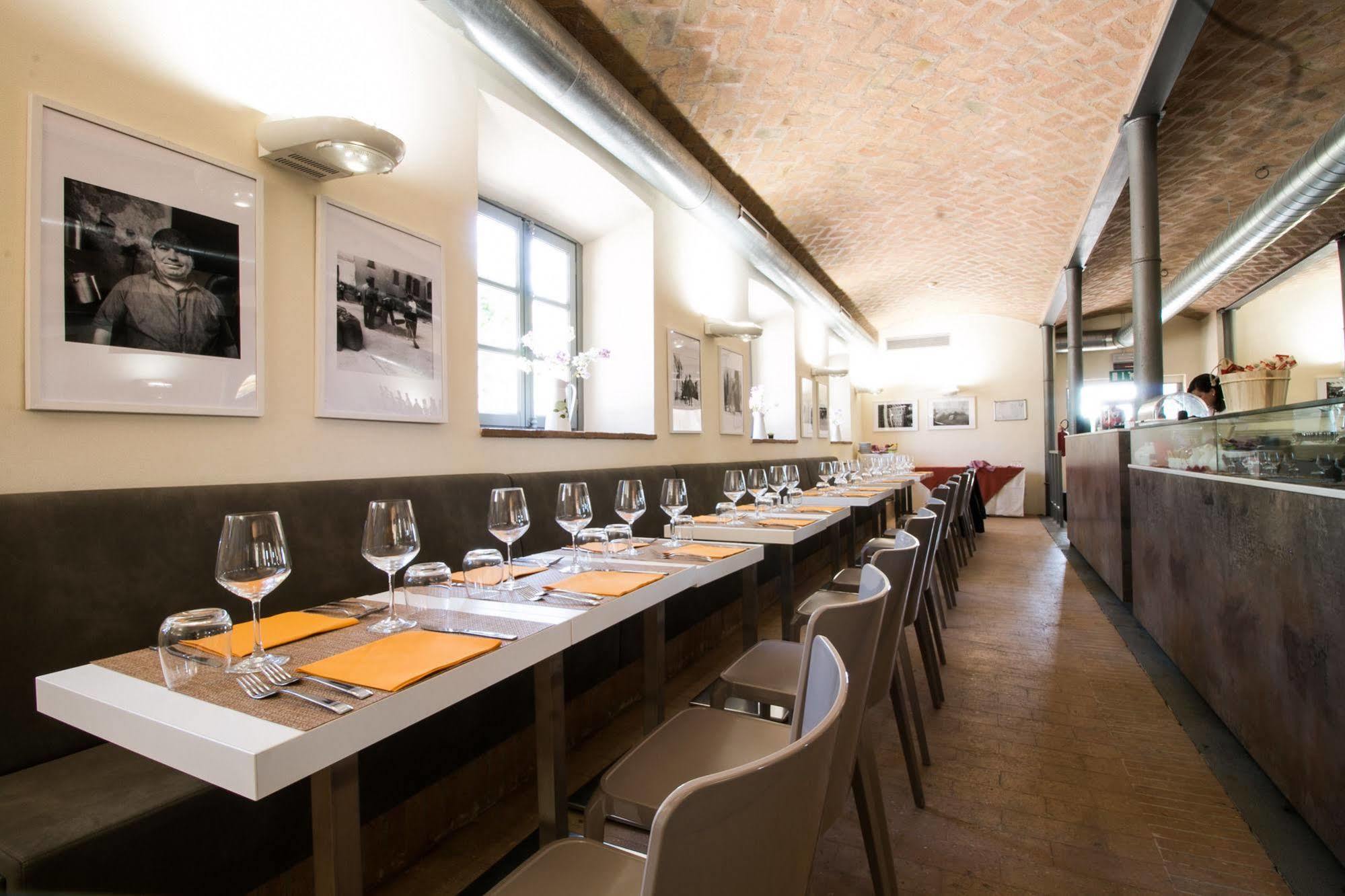 Locanda Abbazia Di Valserena - Csac Parma Eksteriør bilde