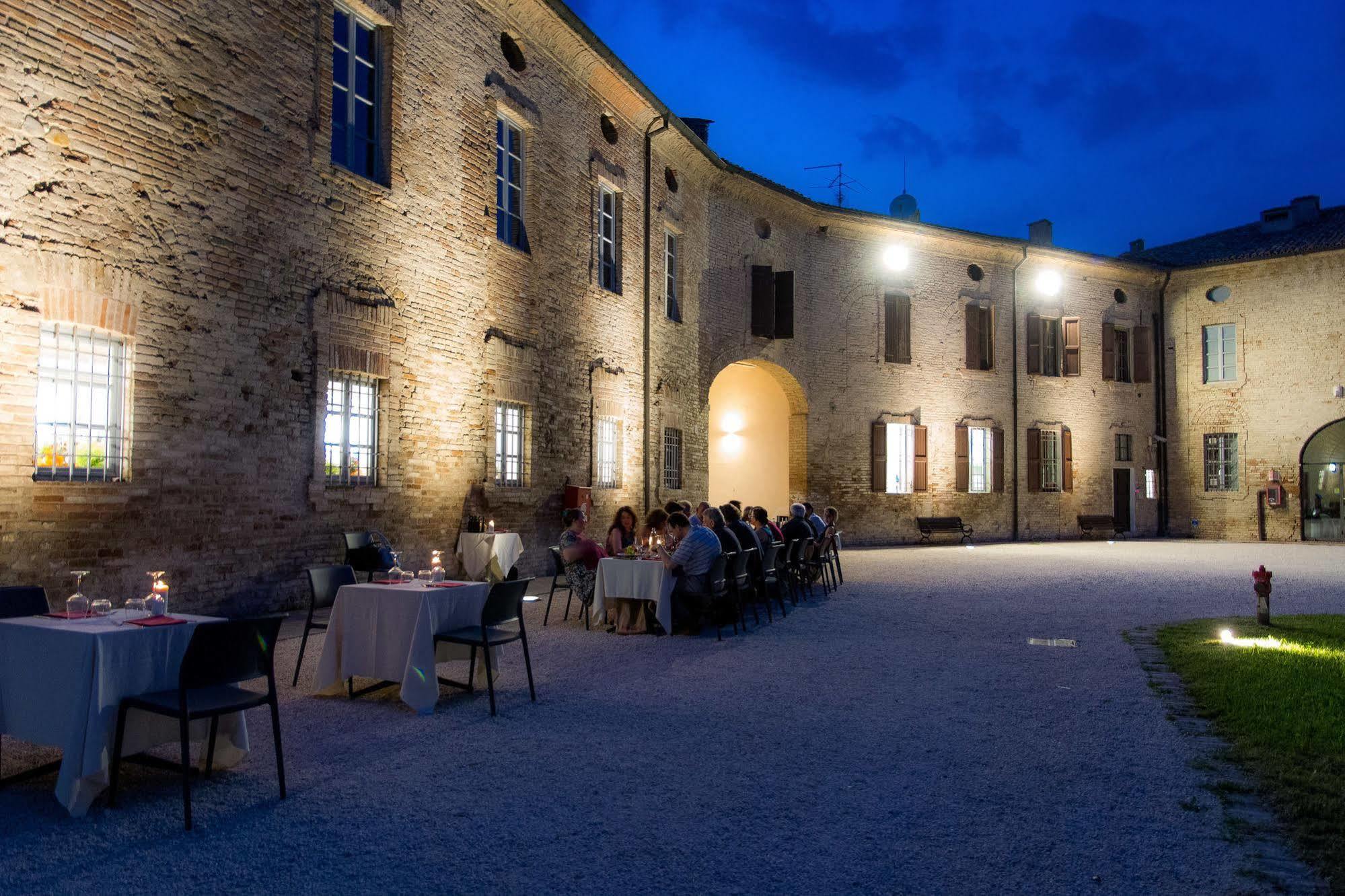 Locanda Abbazia Di Valserena - Csac Parma Eksteriør bilde