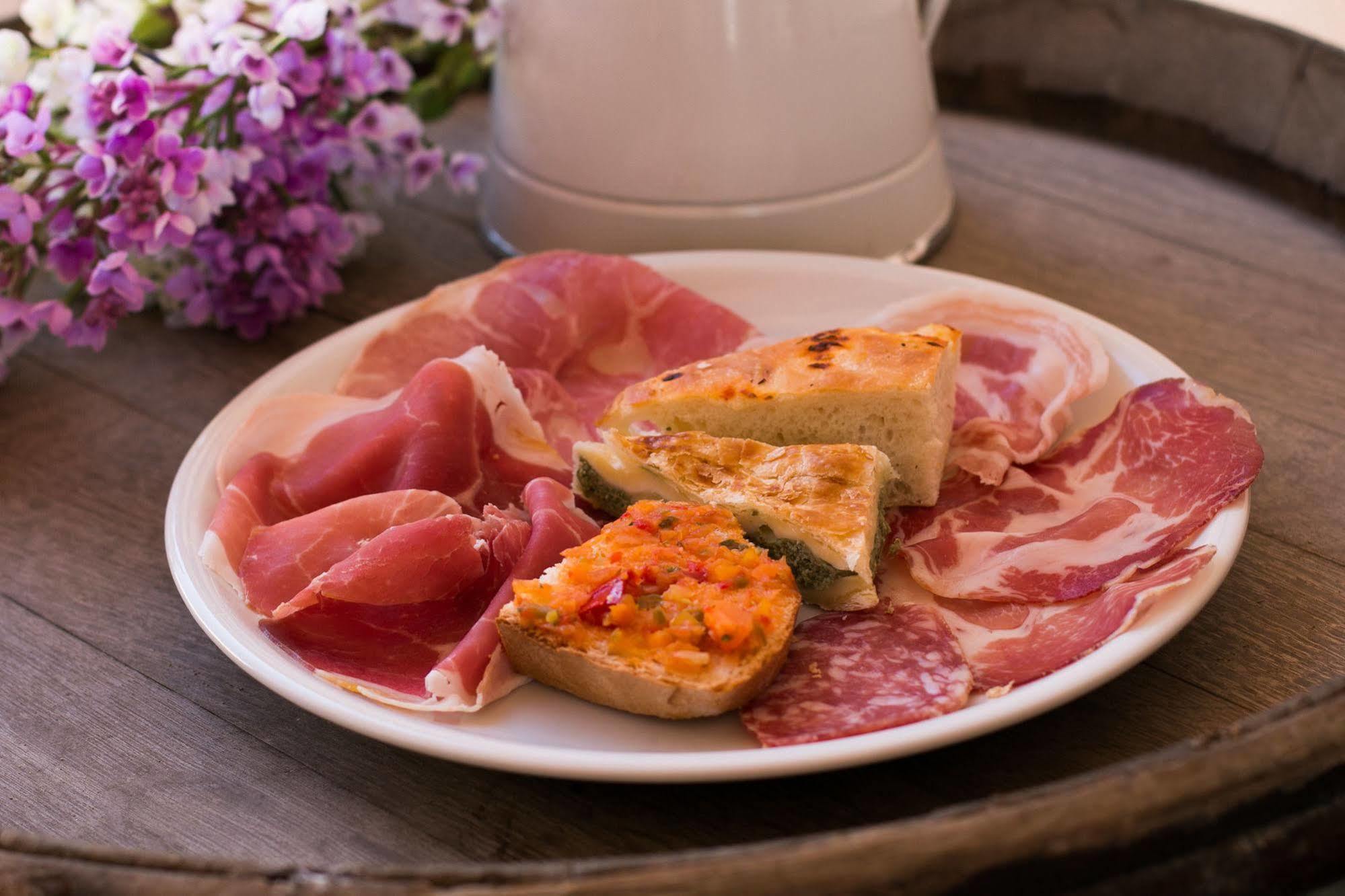 Locanda Abbazia Di Valserena - Csac Parma Eksteriør bilde
